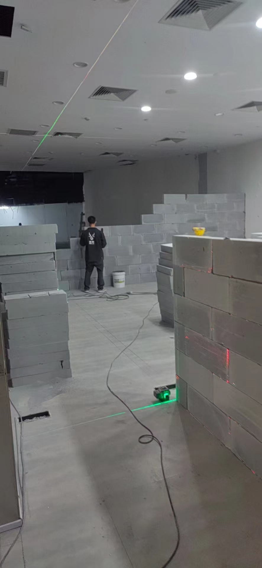 轻质砖隔墙砌筑与收边